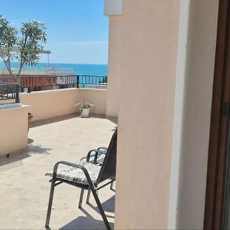 Valencia Gardens Terrace Apartment Nesebar